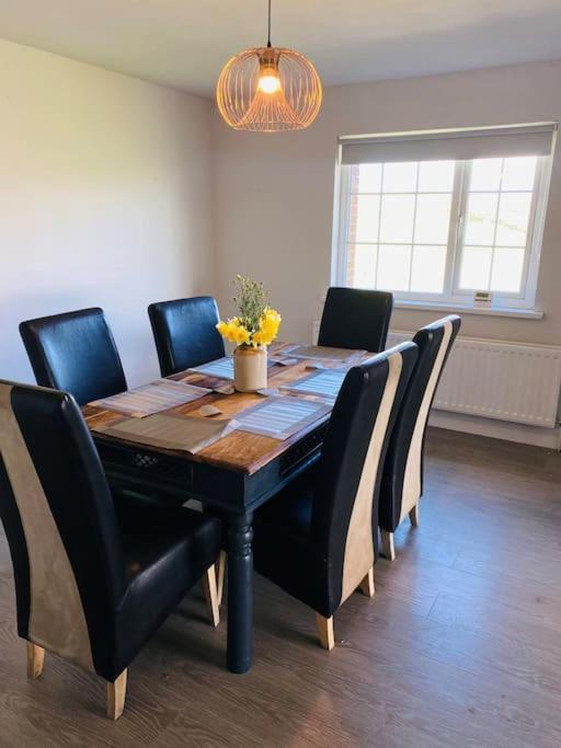 Valley Lodge 3 Bedroom Retreat In Craigantlet Hills Belfast Eksteriør billede